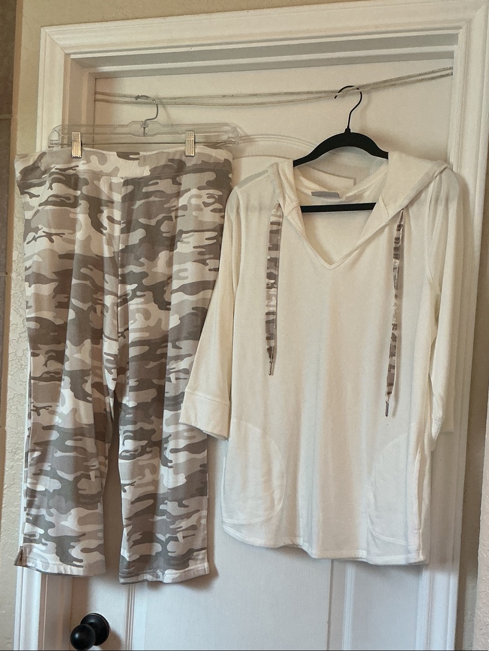 Beach Belle ankle pants and hooded top